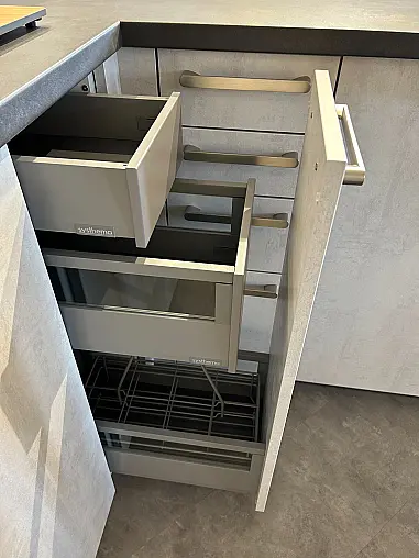 Schicke &amp; moderne U-Küche in Betonoptik