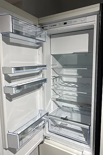 Koje 14 - Nobilia "Lux" Lack Weiss HGL + Bosch Geräte