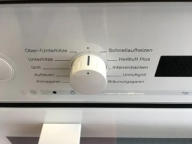 Ausstellungs-Gerät