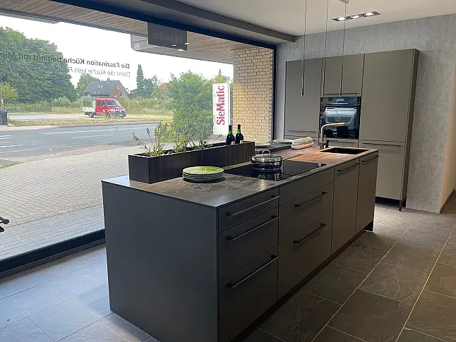MUSTERKÜCHE SieMatic SC 45 umbra samtmatt