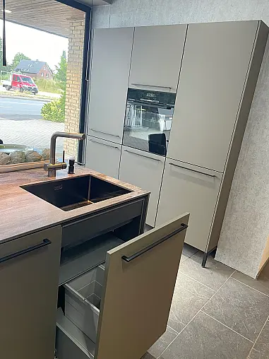 MUSTERKÜCHE SieMatic SC 45 umbra samtmatt