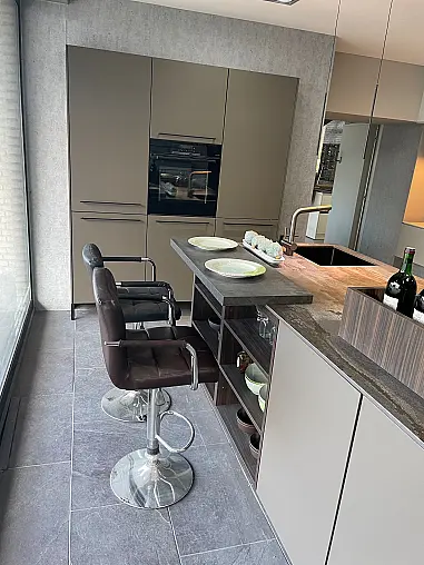 MUSTERKÜCHE SieMatic SC 45 umbra samtmatt
