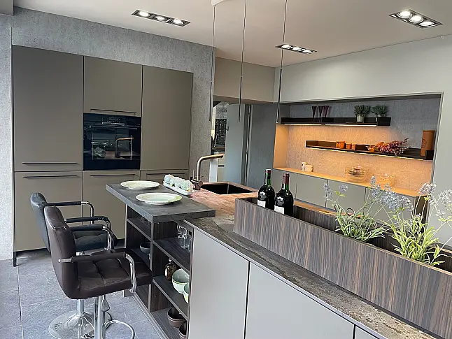MUSTERKÜCHE SieMatic SC 45 umbra samtmatt