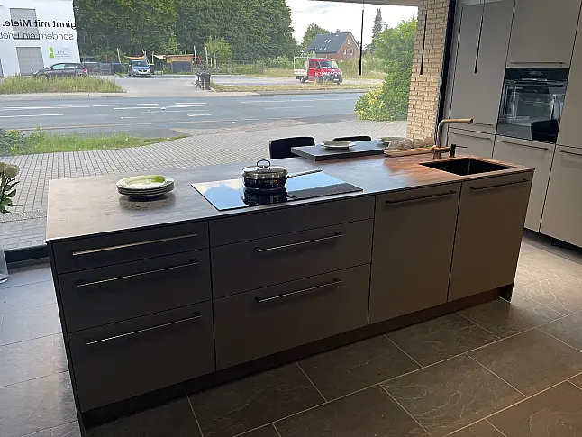 MUSTERKÜCHE SieMatic SC 45 umbra samtmatt