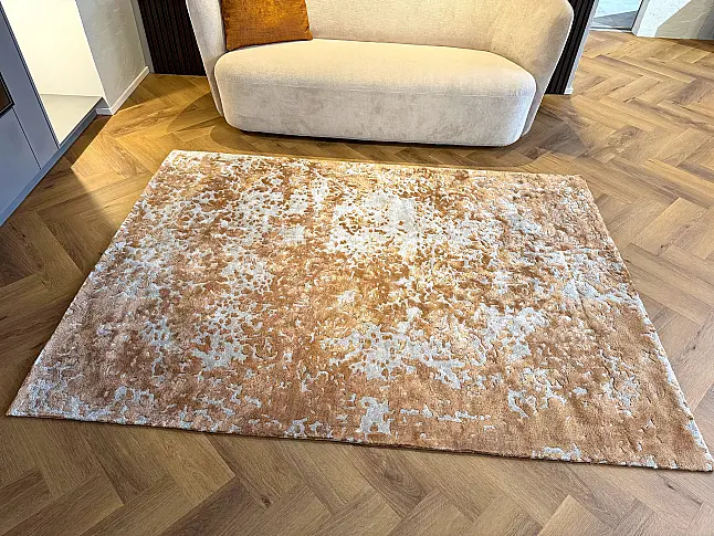 Designteppich in 170 x 240 cm
