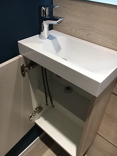 WC-Möbel / Badmöbel / Gäste-WC - Handwaschtisch und Spiegel und Rückwand-Paneelen + LED