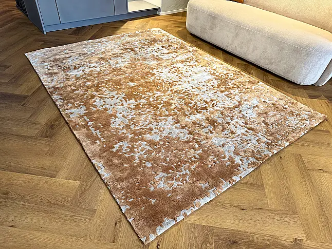 Designteppich in 170 x 240 cm
