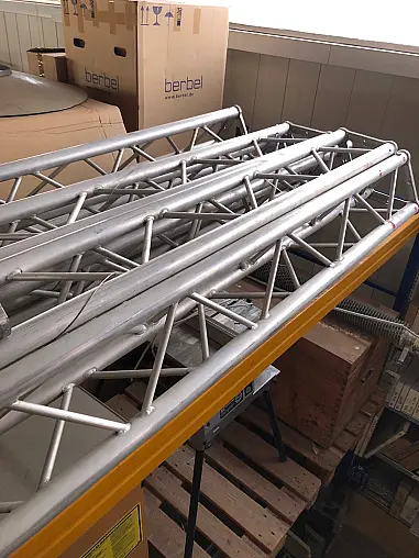 Alutruss 3-Punkt Traversen