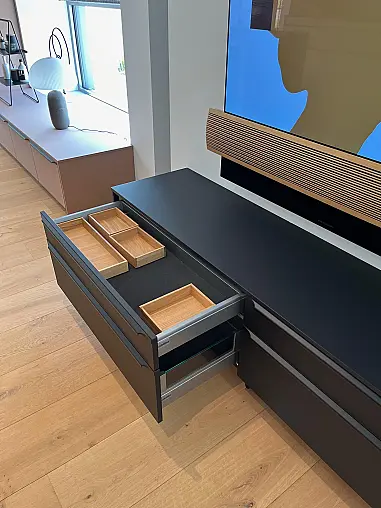 Exklusive Wohnwand / TV-Board / Anbauwand - Nischenrückwand Glas - SmartCube-Regale