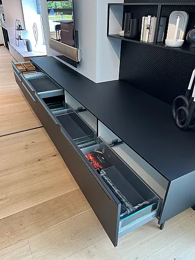 Exklusive Wohnwand / TV-Board / Anbauwand - Nischenrückwand Glas - SmartCube-Regale