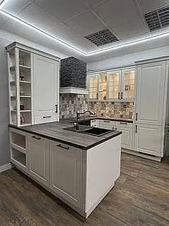 U-Küche in Landhausstil