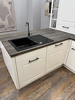 U-Küche in Landhausstil