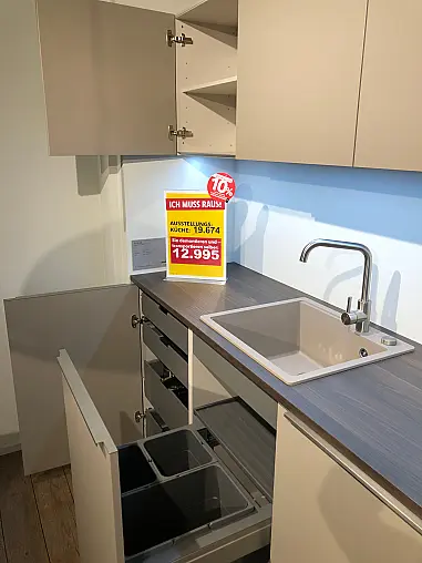 Plus in Lava Softmatt mit Miele Geräte