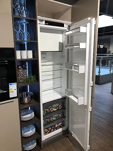 Plus in Lava Softmatt mit Miele Geräte