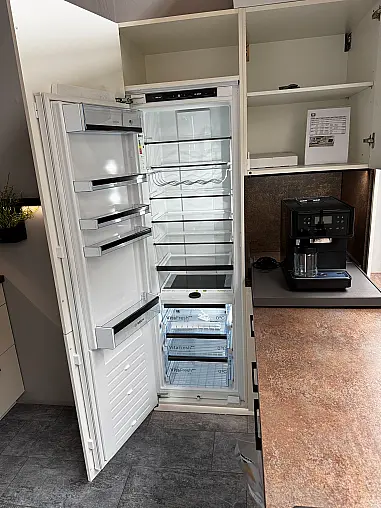 Moderne Ausstellungsküche / Musterküche im Abverkauf
