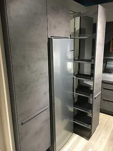 Exklusive Hauswirtschaftsküche - L-Küche - Gefrierschrank + Kühlschrank + Backofen