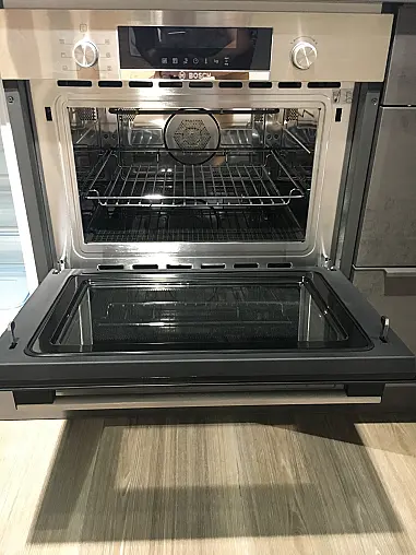 Exklusive Hauswirtschaftsküche - L-Küche - Gefrierschrank + Kühlschrank + Backofen