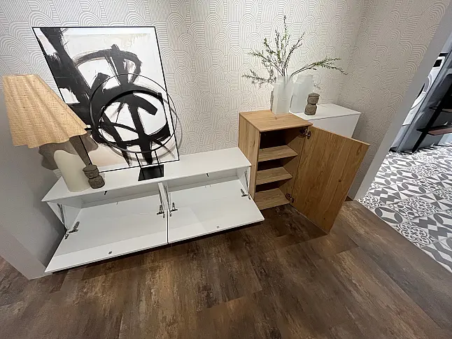 Exklusives Wohnzimmer / Esszimmer inklusive Tisch - 6 drehbaren Stühlen -  Wohnzimmerschrankwand mit indirekter LED-Beleuchtung - Messestück wieder original verpackt