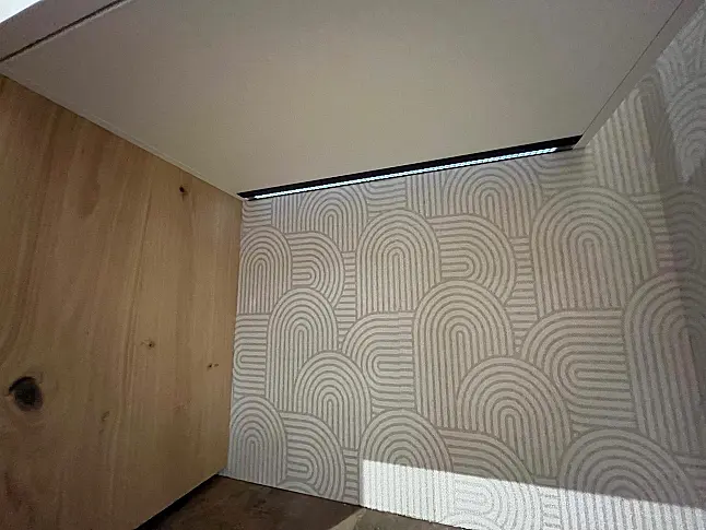 Exklusives Wohnzimmer / Esszimmer inklusive Tisch - 6 drehbaren Stühlen -  Wohnzimmerschrankwand mit indirekter LED-Beleuchtung - Messestück wieder original verpackt
