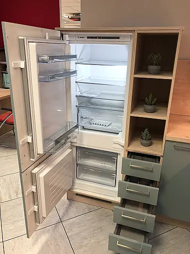 moderne L-Küche in Aqua matt und hellem Holz (Nr. 1)