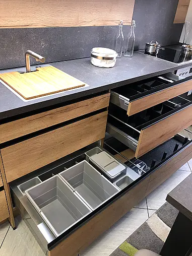 moderne Küche in Holz-Optik (Nr.12)