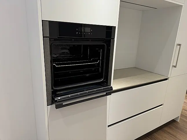 Einbaubackofen mit Pyrolyse und AirFry in Graphite-Grey