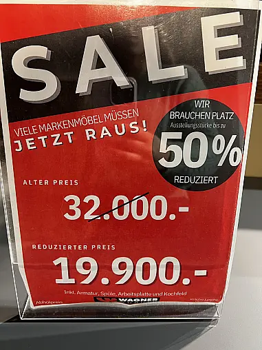Leicht Moderne U-Küche Nussbaum