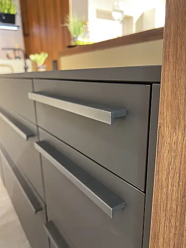 Leicht Moderne U-Küche Nussbaum