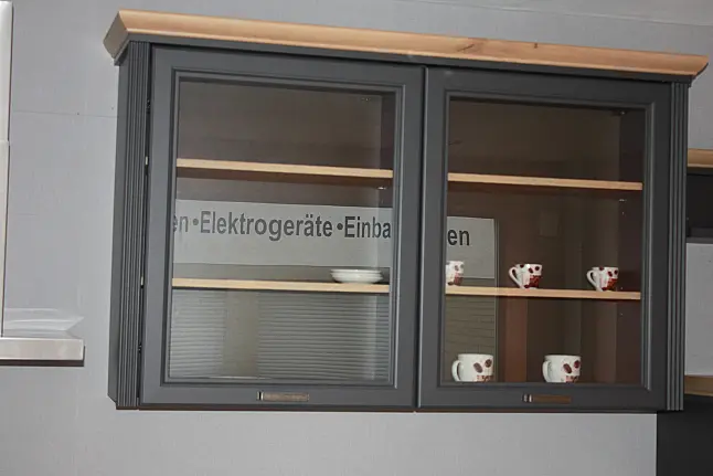 Moderne Küchenzeile in edler Optik
