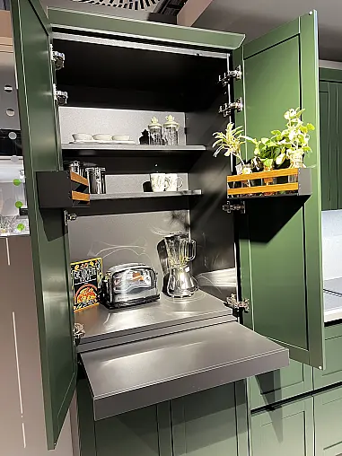 Landhaus Inselküche Waldgrün Satin