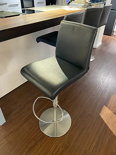 Ausstellungsküche HÄCKER AV 4030 Polarweiss Hochglanz + Quarzstein OKITE Grigio Bardiglio