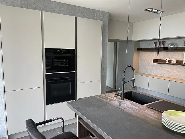 Musterküche SieMatic SLC kieselgrau samtmatt, ohne Anrichte