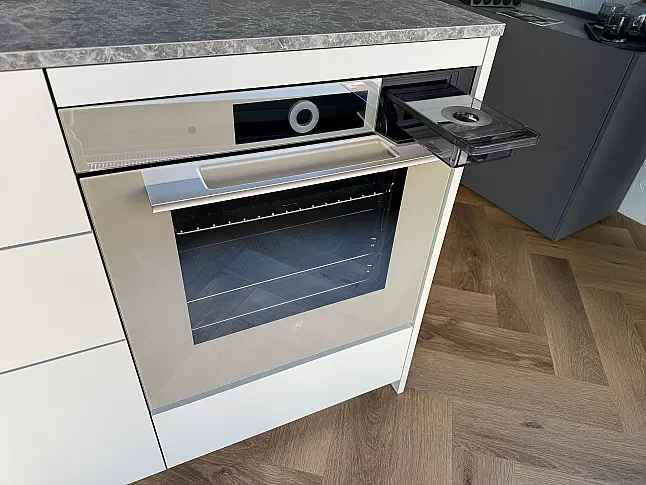 CombairSteamer V6000 60 in Spiegelglas Pearl mit Wassertank
