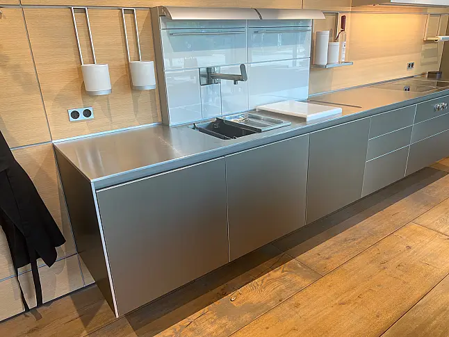 b3 wandhängend Aluminium sandbeige