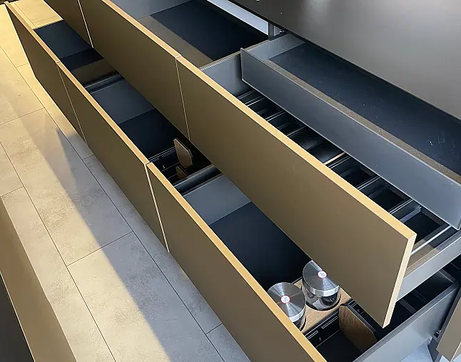 neo exclusive, Grifflos, Touch, Glas exclusive Arbeitsplatte