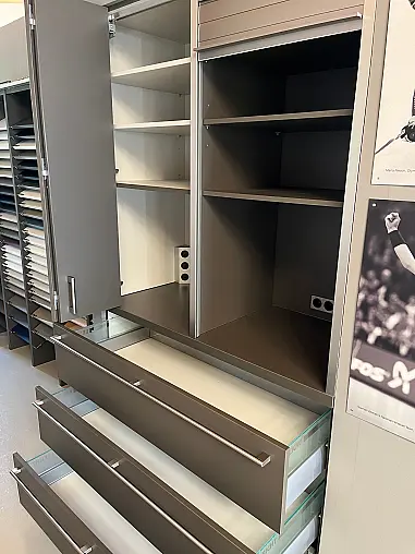 I Unterschrank + Etagen-Aufsatz-Rollladenschrank + Etagen-Aufsatz-Eckschrank