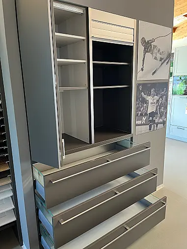 I Unterschrank + Etagen-Aufsatz-Rollladenschrank + Etagen-Aufsatz-Eckschrank