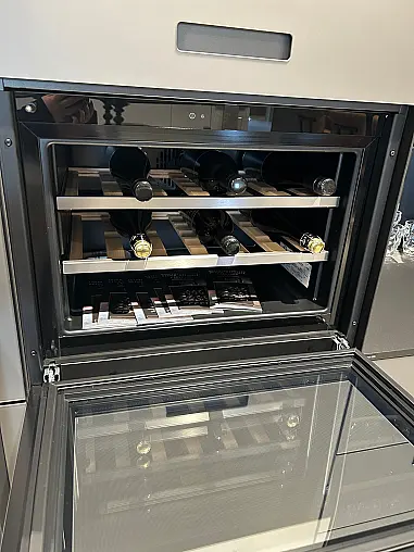 Kompakter Weinklimaschrank