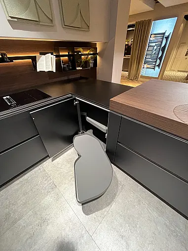 Exklusive Messeküche - XL Schränke - Slim Line Arbeitsplatten - viel LED-Beleuchtung - viel Zubehör - zahlreiche Siemens Einbaugeräte