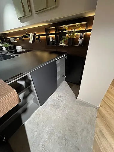 Exklusive Messeküche - XL Schränke - Slim Line Arbeitsplatten - viel LED-Beleuchtung - viel Zubehör - zahlreiche Siemens Einbaugeräte