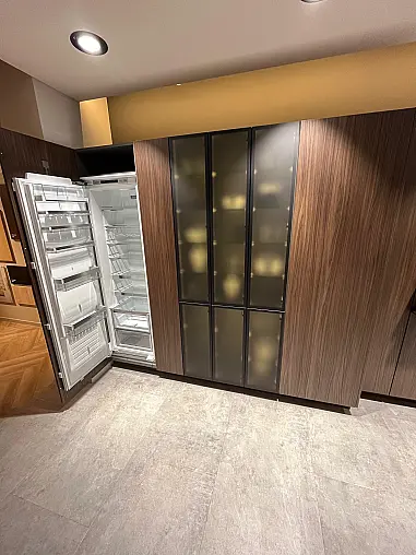 Exklusive Messeküche - XL Schränke - Slim Line Arbeitsplatten - viel LED-Beleuchtung - viel Zubehör - zahlreiche Siemens Einbaugeräte