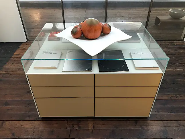 Vitrine
