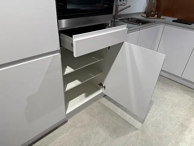 Moderne Nolte Küche in Zeitlosem Design
