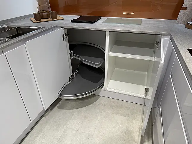 Moderne Nolte Küche in Zeitlosem Design