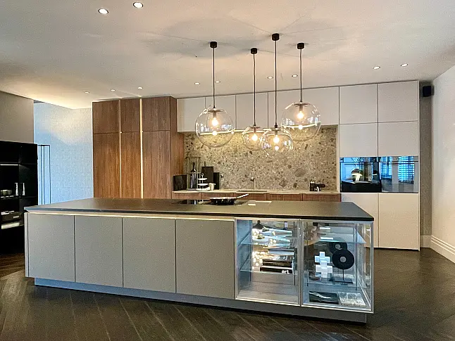 Große Showroom Küche