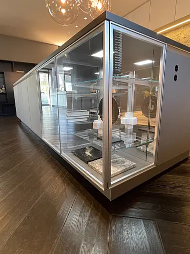 Große Showroom Küche