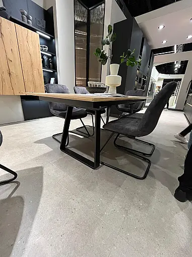 Exklusives Esszimmer inklusive Tisch - 6  Stühle - Hängeschränke und Regalböden inkl. LED-Beleuchtung - Messestück wieder original verpackt