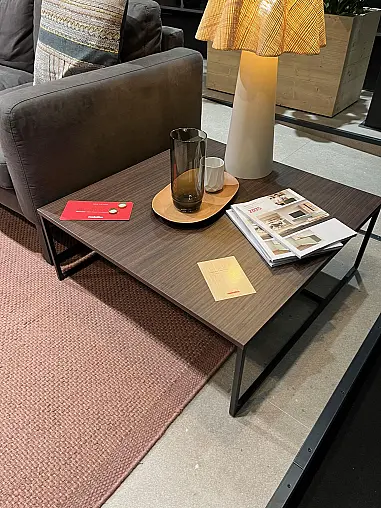 Einzigartige Messeküche / Küchen-Wohnzimmer-Kombination - Lackfront - XL-Schränke - Glas-Hängeschränke- viel LED-Beleuchtung
