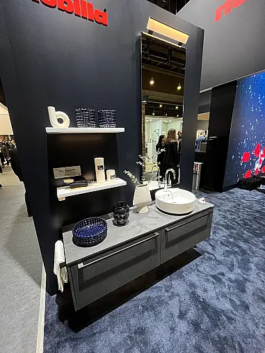Exklusives Badezimmer / Waschtisch - LED-Borde - LED-Spiegelbeleuchtung