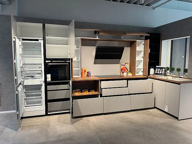 Abverkaufsküche Schüller Smartglass Matt in Kristallgrau